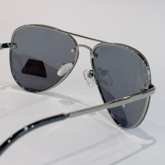 MIDNIGHT AVIATOR