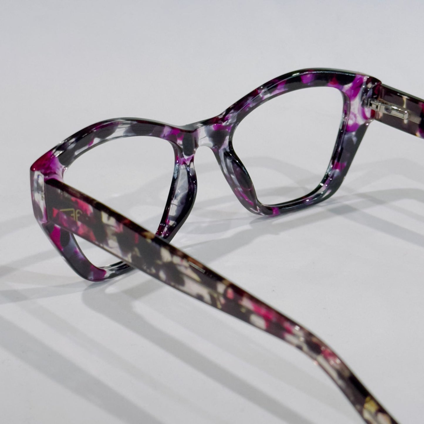 VIOLET PRINT