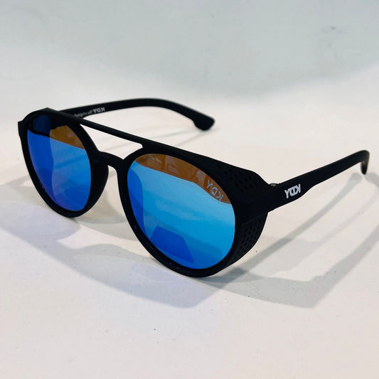 MOTION BLUE