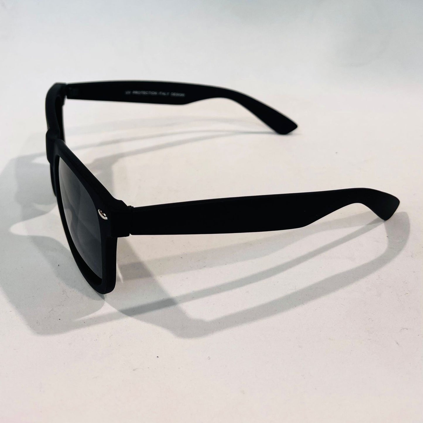WAYVER BLACK